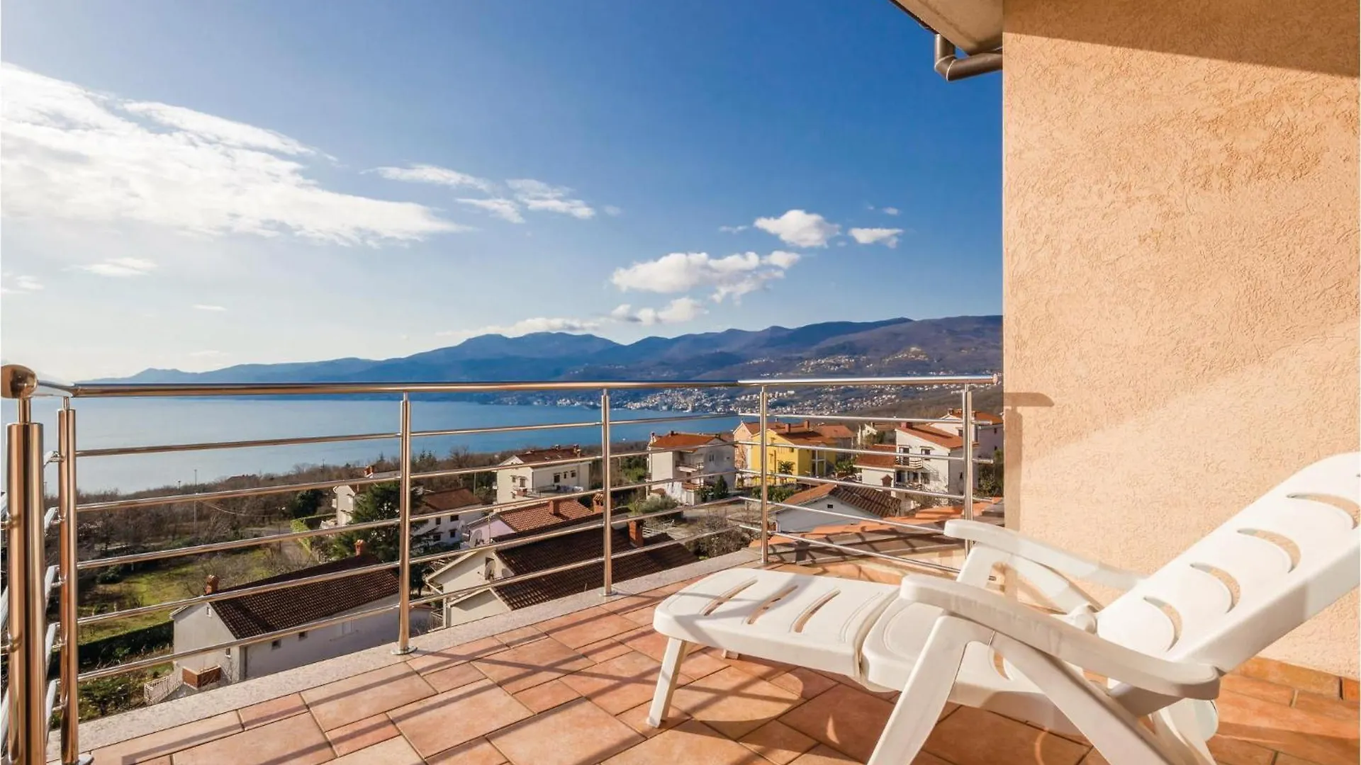 Feriehus Gorgeous Home In Rijeka With Kitchen